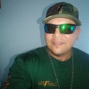 Meet your Posher, Joel